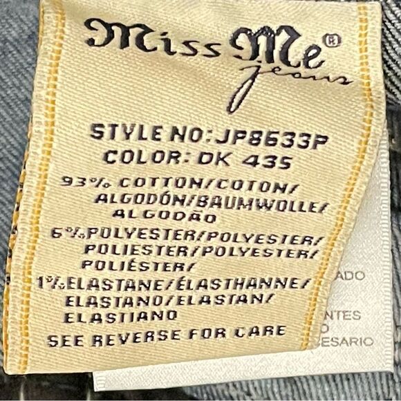 Miss Me Signature Capri Low Waist Jeans Blue Factory Wash and Whiskering Size 26 - Picture 7 of 16